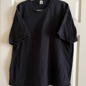 Gildan Men's Black Short Sleeve Tee